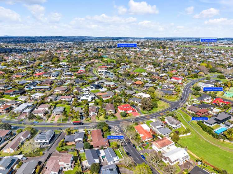 2/1 Bramley Drive Farm Cove_16