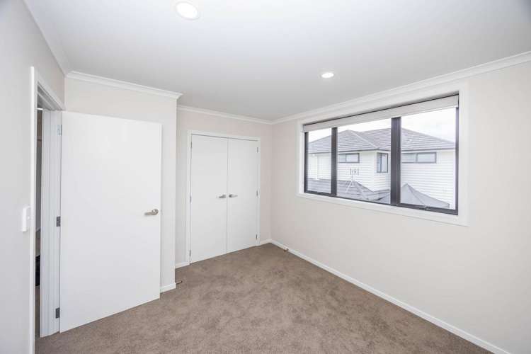 2/57 Waireka Road Rototuna_24