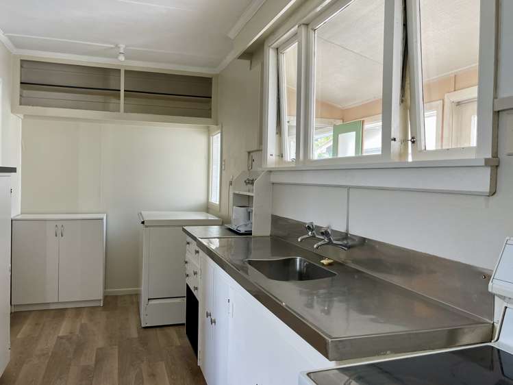 85 Bledisloe Street Kurow_24