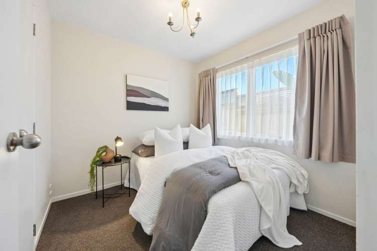 58a Ripon Crescent Meadowbank_17