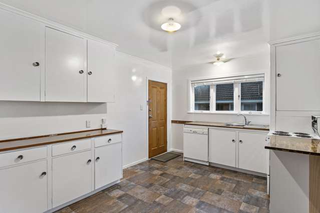 15 Shortt Avenue Mangere Bridge_1