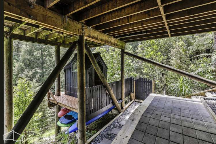 57 Staincross Street Green Bay_39