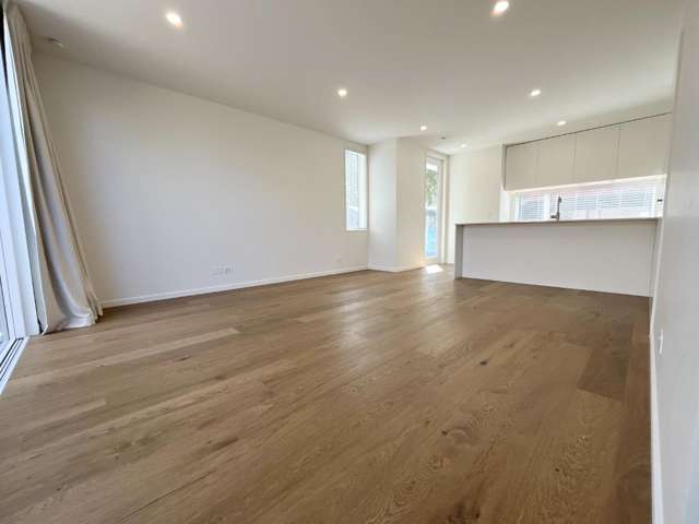 1/126 Roker Street 1535_4