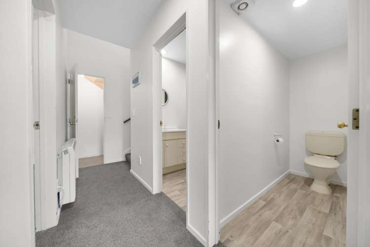 8b Wye Place Fernhill/Sunshine Bay_11