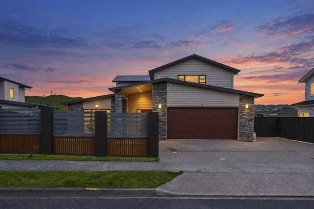 EXECUTIVE LIVING - SPACE, STYLE & VIEWS