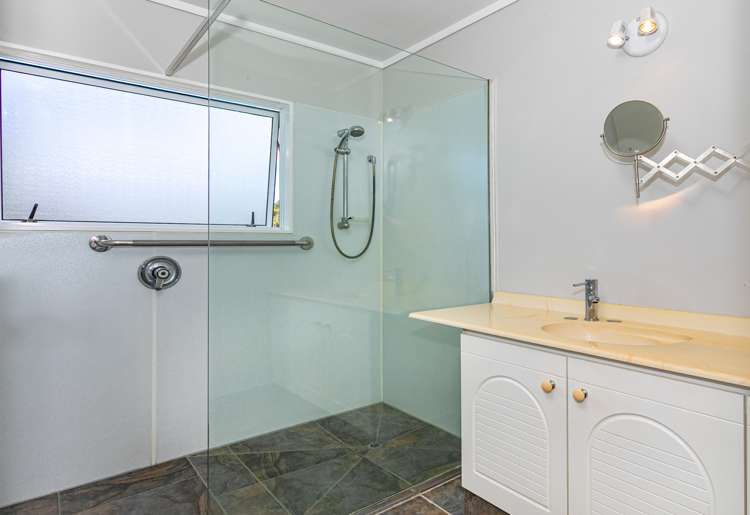 24 Little Bay Drive Waikawau_24