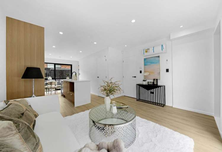 1/525 Massey Road_2