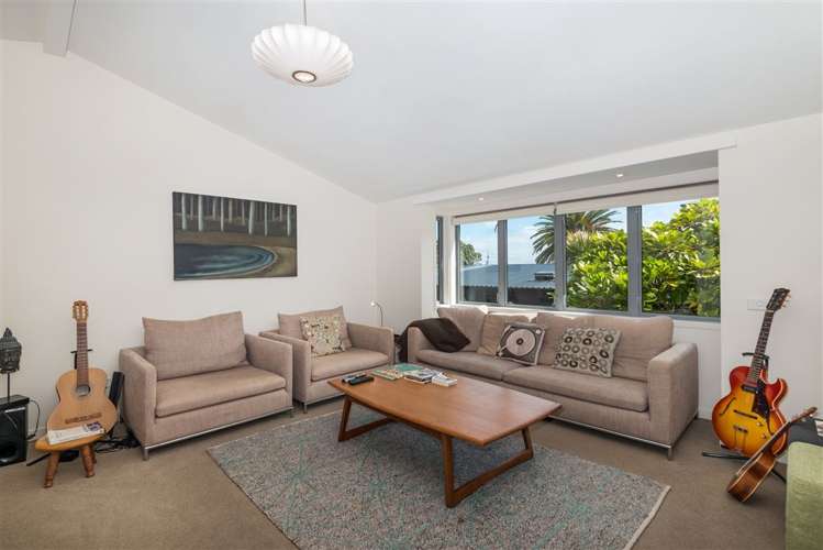 36 Williamson Avenue Belmont_9