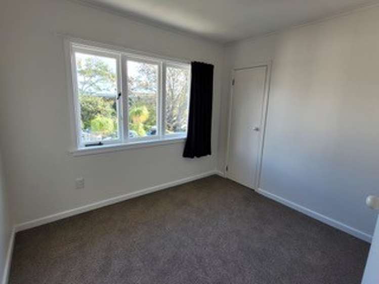  45 Sylvan Crescent Te Atatū South_5