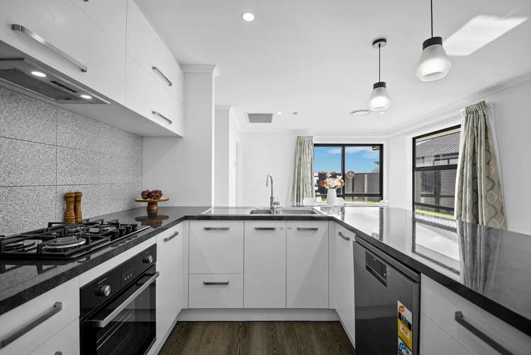 33 Whitburn Avenue_5