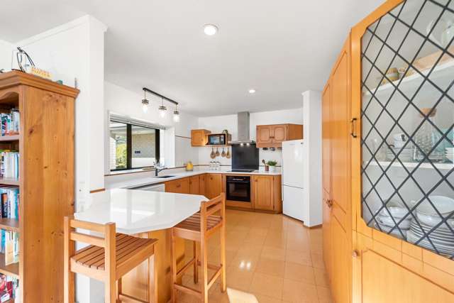 8 Runanga Grove Waikanae_4