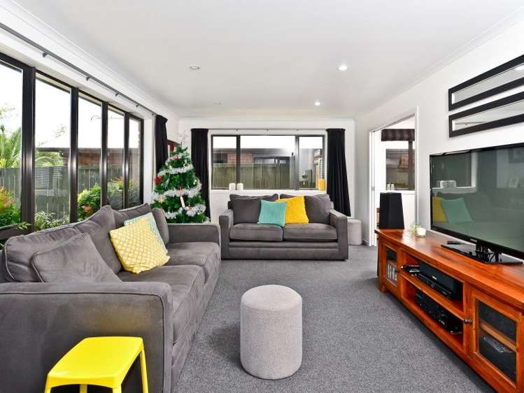 15 Holly Place Rototuna North_11