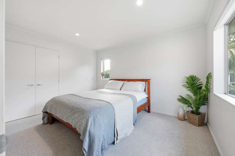 4 Vittoria Terrace Flat Bush_12