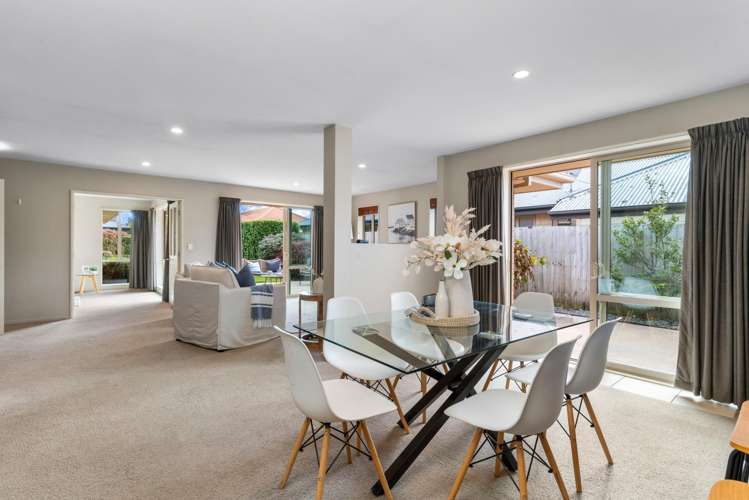 8 Bayliss Close Northwood_5