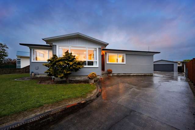 Ready for Family Living In Cloverlea!