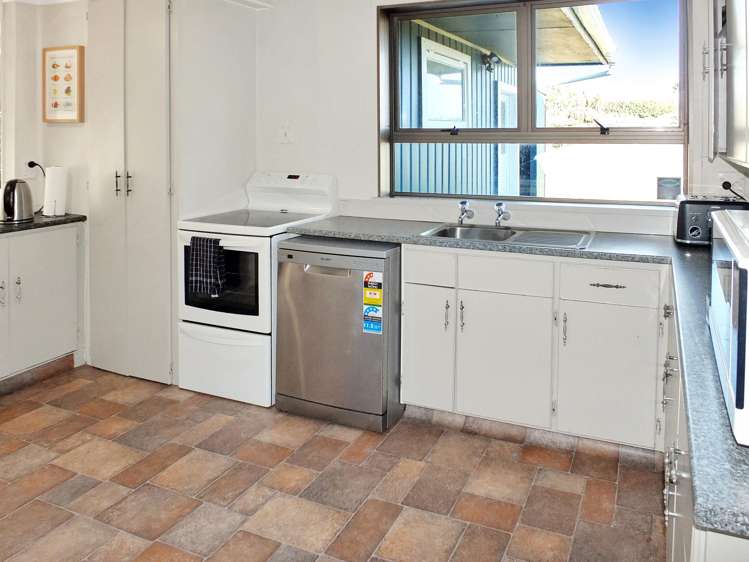 20 Mack Street Foxton Beach_9