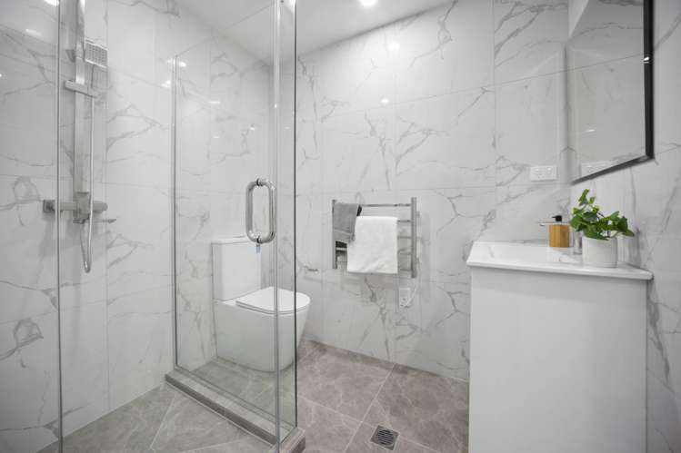 7A Craigbank Avenue New Lynn_11