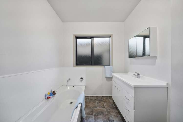 46 Hall Avenue Mangere_14