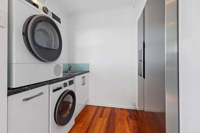 8 Simmonds Grove Greerton_3