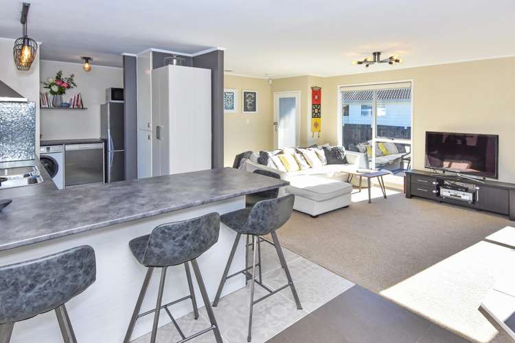 20 Lipton Grove Opaheke_6