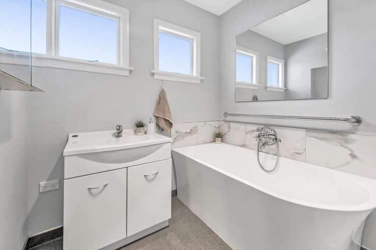 48 High Street Leeston_17