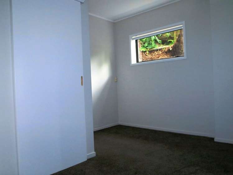 2 Eastglen Road Glen Eden_6