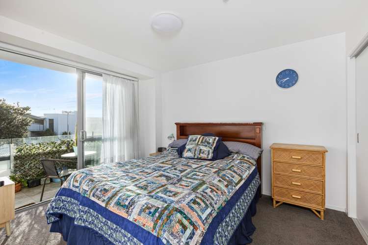 117/17 Link Crescent Stanmore Bay_13