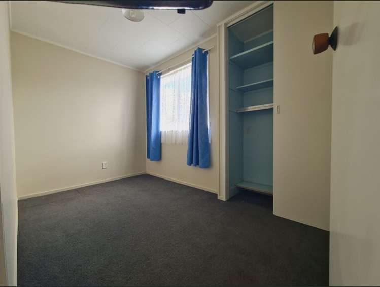 15 Dalwood Grove Highbury_13