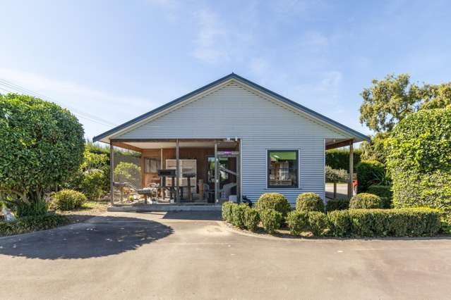37 Grassmere Road Meeanee_1