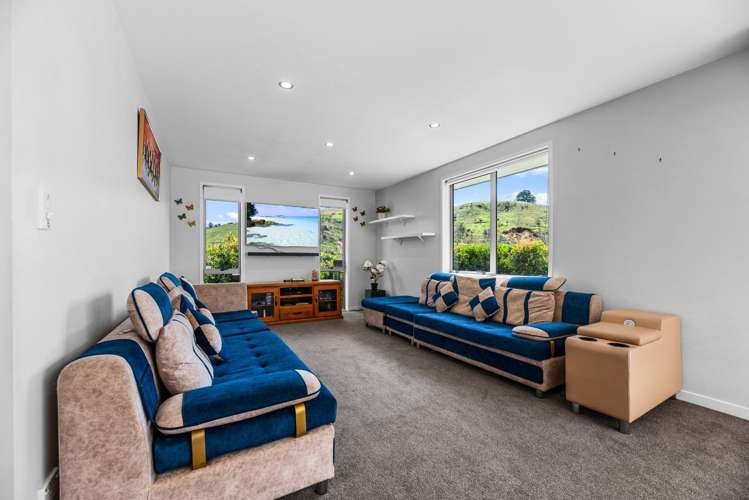 101 Ballintoy Park Drive Welcome Bay_3
