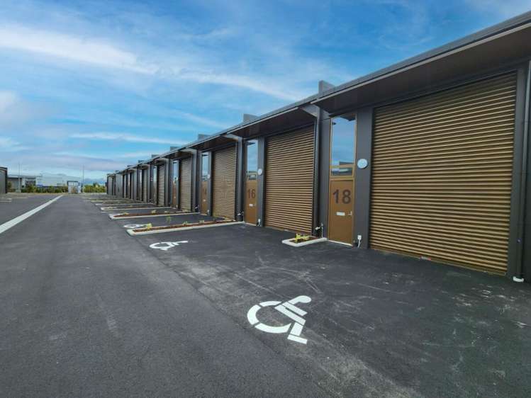 Unit 18, 48 Link Drive_0