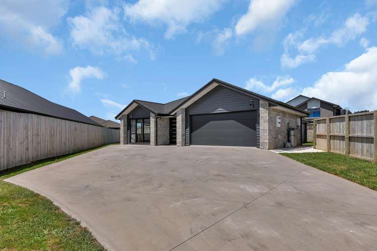 3 Cascade Crescent Tikipunga_24