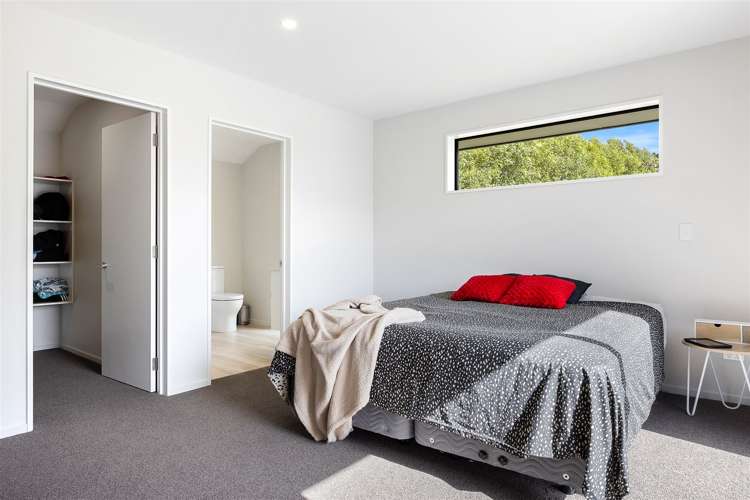 55 Quinn Crescent Woodend_10