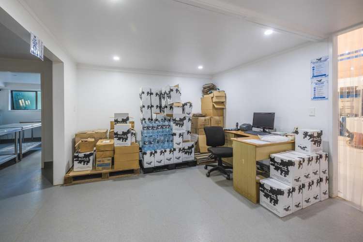 30 Tahi Road Ostend_8