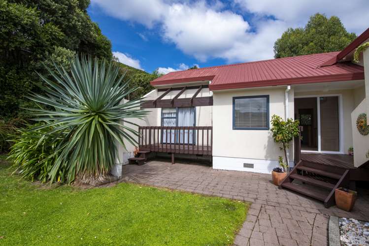 38 Kakariki Grove Waikanae_21