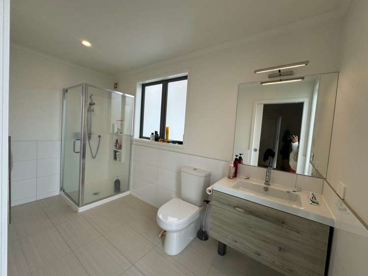 98 Hobsonville Point Road Hobsonville_5