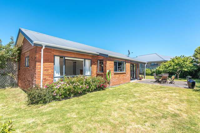 13 Perrett Drive Otamatea_3