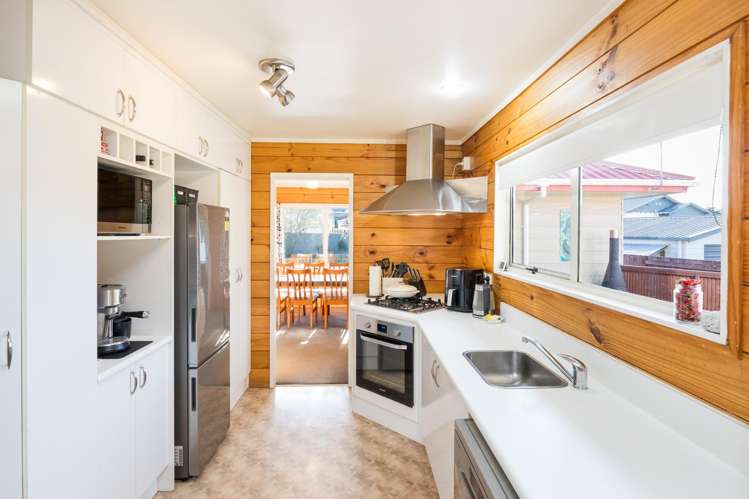 7C Mountfort Grove Feilding_24