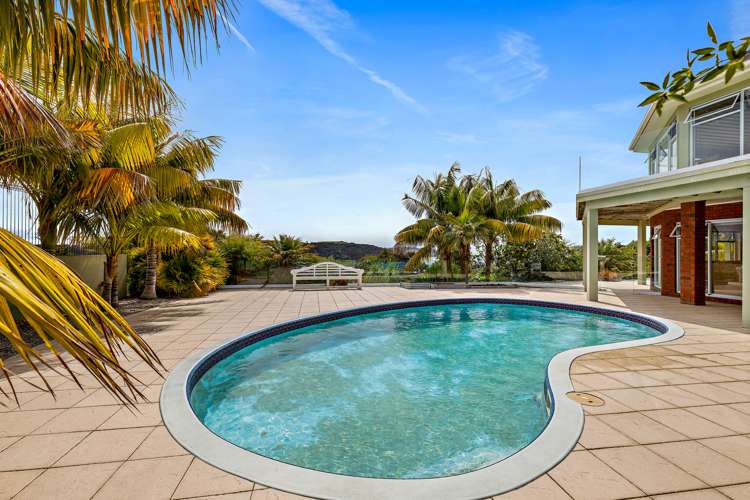 19 Puriri Place Sandspit_12