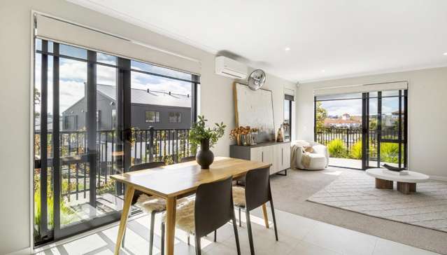 56 Te Aniwaniwa Terrace Albany_3