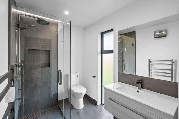 98 Scout Street Rolleston_10