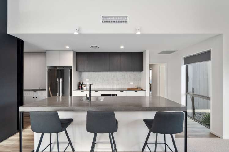 27 Finstock Way_5