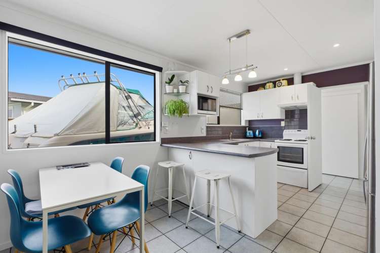 27 Sylvania Drive Matua_8