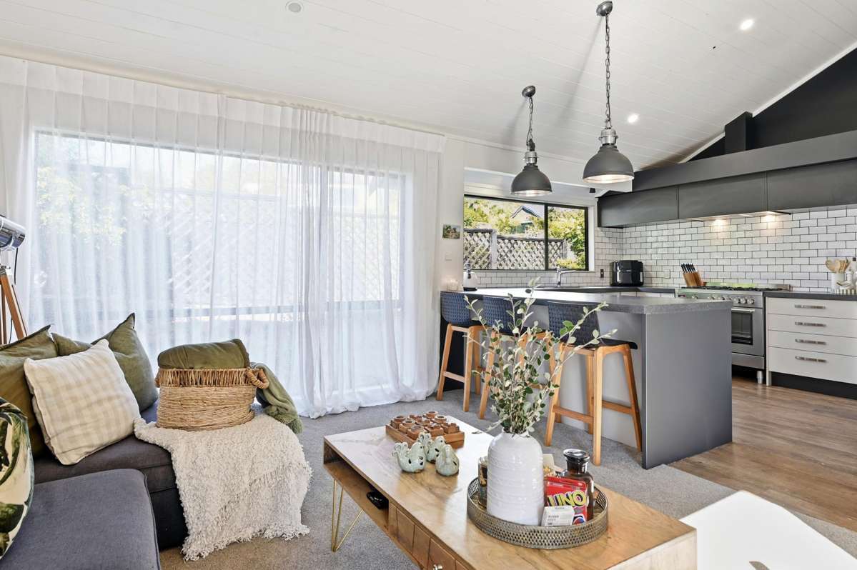 78 Iles Road_4