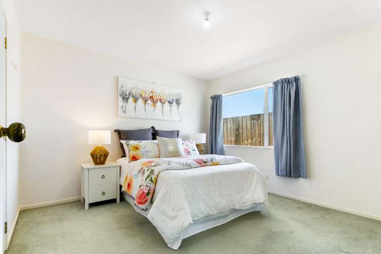 131 Portage Road New Lynn_11