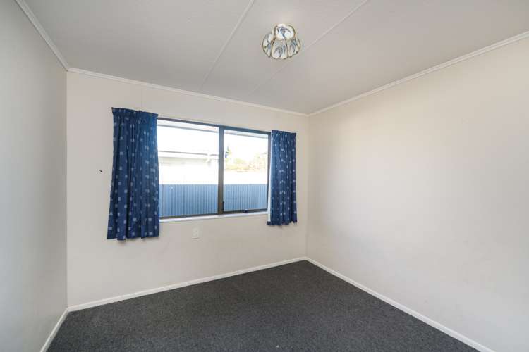 19 Westmere Place Takaro_12