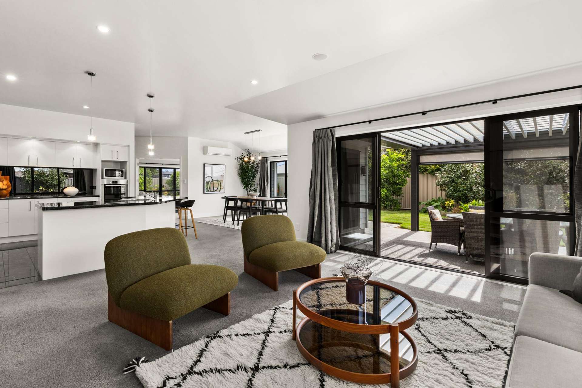 14 Arbuckle Road Frimley_0