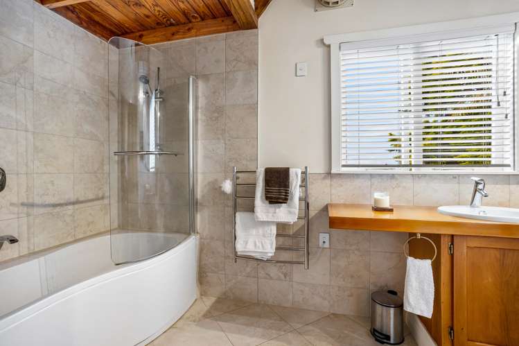 149d Glengarry Road Glen Eden_19