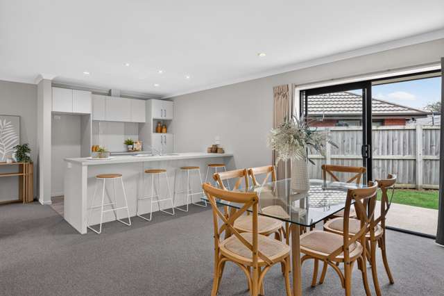 2/7 Gibbs Place Halswell_1