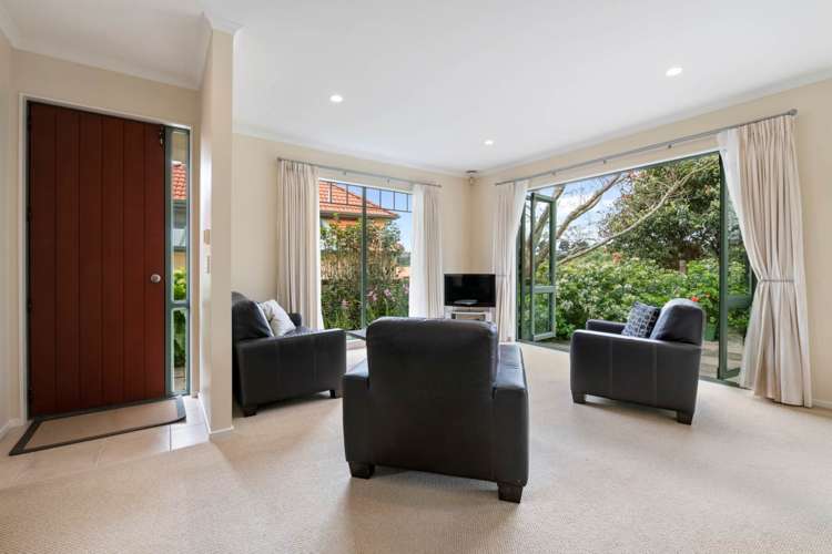 6 Parkwood Crescent Gulf Harbour_8